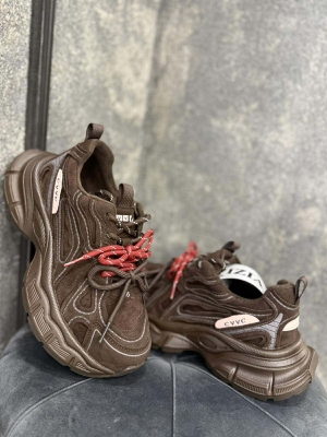 Спортни обувки