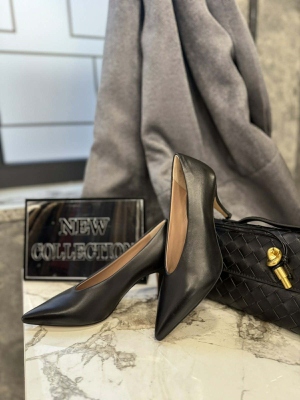 Обувки на ток