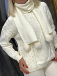 Комплект пуловер с шал в бяло