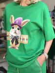 Тениска в зелено със зайче
