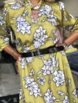 Флорална рокля в зелен цвят