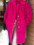 Дълго пухкаво палто в цикламен цвят