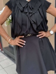 Къса рокля с волани в черен цвят