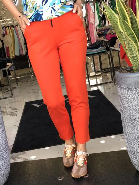 Панталон в оранжево