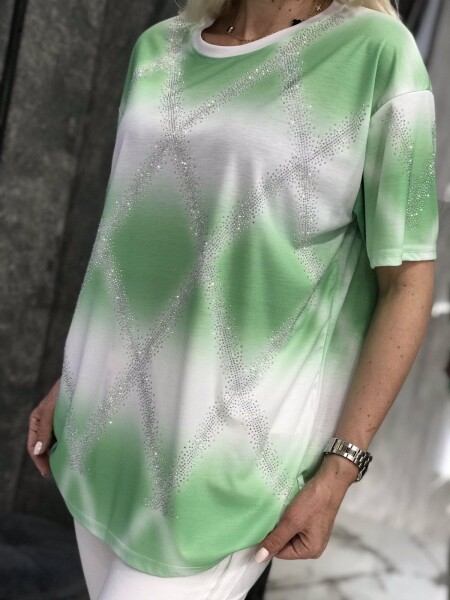 Тениска на ромбове в зелено